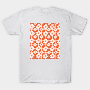 Floral daisies pattern, orange background fielf of flowers T-Shirt